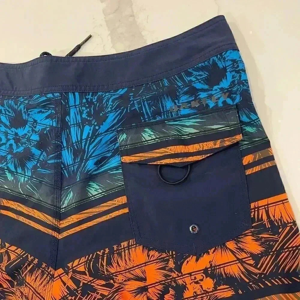 Oakley Swim Shorts Mens Size 38 Trunks Slim Fit Tropical Multi-Color Board Short - Picture 5 of 7